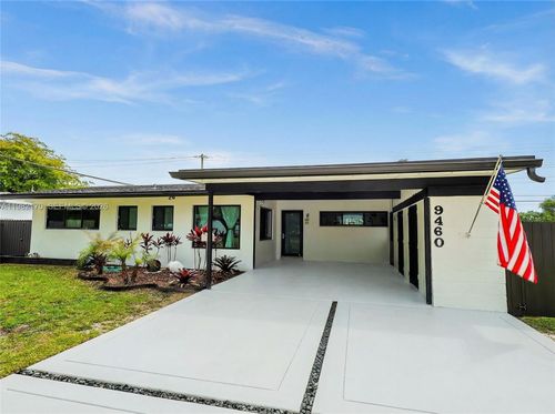 9460 Martinique Dr, Cutler Bay, FL, 33189-1749 | Card Image