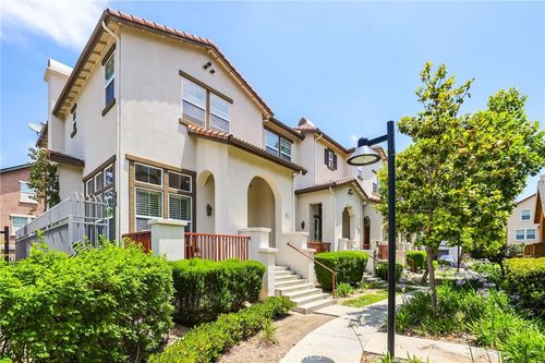 2142 Silva Dr, Fullerton, CA, 92833-5761 | Card Image