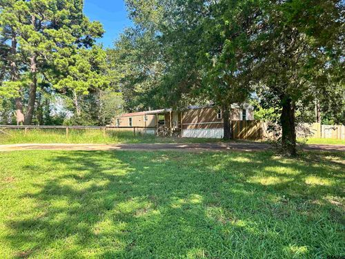 10562 Shadow Wood Cir, Whitehouse, TX, 75791-9463 | Card Image