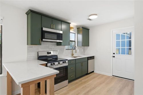 1760 Woodland Trl, cumming, GA, 30041-8438 | Card Image