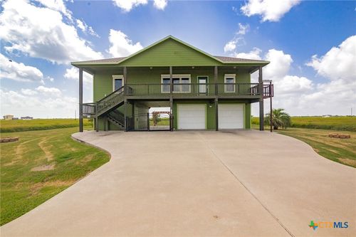 117 Sunset Way, Port Lavaca, TX, 77979-4202 | Card Image