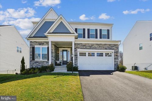 11821 Arcari Dr, BRISTOW, VA, 20136-2450 | Card Image