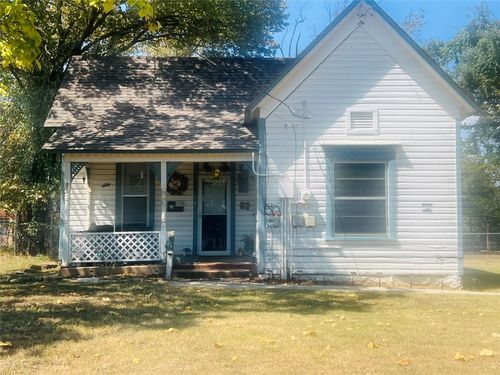 202 S Main St, Joshua, TX, 76058-3303 | Card Image