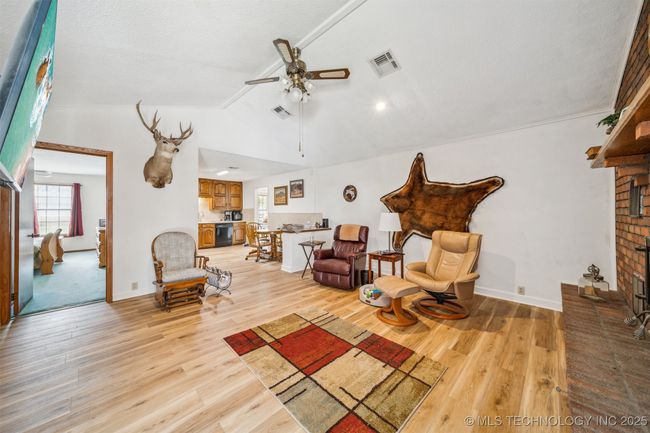 Living room 2 | Image 25