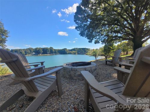 102-4455 Reed Creek Dr, Sherrills Ford, NC, 28673 | Card Image