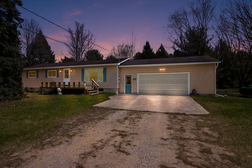 3857 Betsie River Rd, Interlochen, MI, 49643-9291 | Card Image
