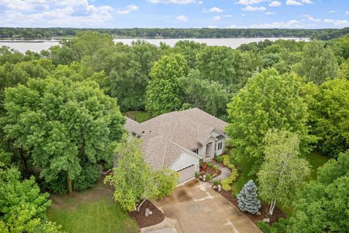 6600 Geneker Way, Independence, MN, 55359-8718 | Card Image