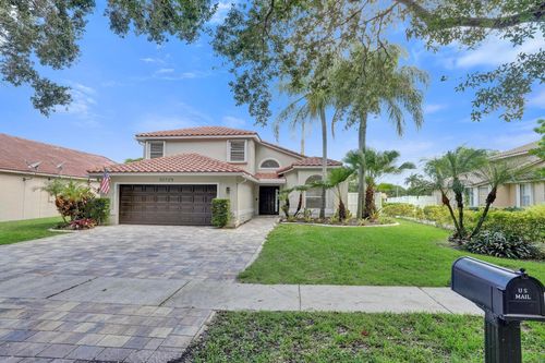 10729 Edinburgh St, Hollywood, FL, 33026-4714 | Card Image