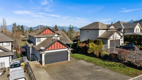 46286 Valleyview Rd, Chilliwack, BC, V2R5P7 | Card Image