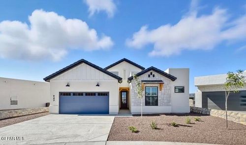 943 Bromyard Dr, Horizon City, TX, 79928-7577 | Card Image