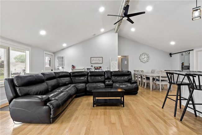 45 Ferncrest Dr, House other with 4 bedrooms, 1 bathrooms and 4 parking in Riverside RI | Image 13