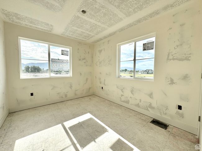 Unfurnished room with plenty of natural light | Image 15