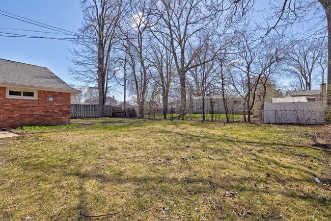 38) Backyard | Image 11