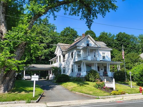 27 Russell Rd, Huntington, MA, 01050-9720 | Card Image