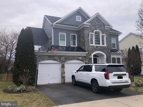 19115 Chartier Dr, LEESBURG, VA, 20176-1271 | Card Image