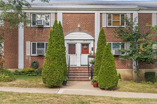 1-224-17 Manor Rd, Queens Village, NY, 11427-2005 | Card Image