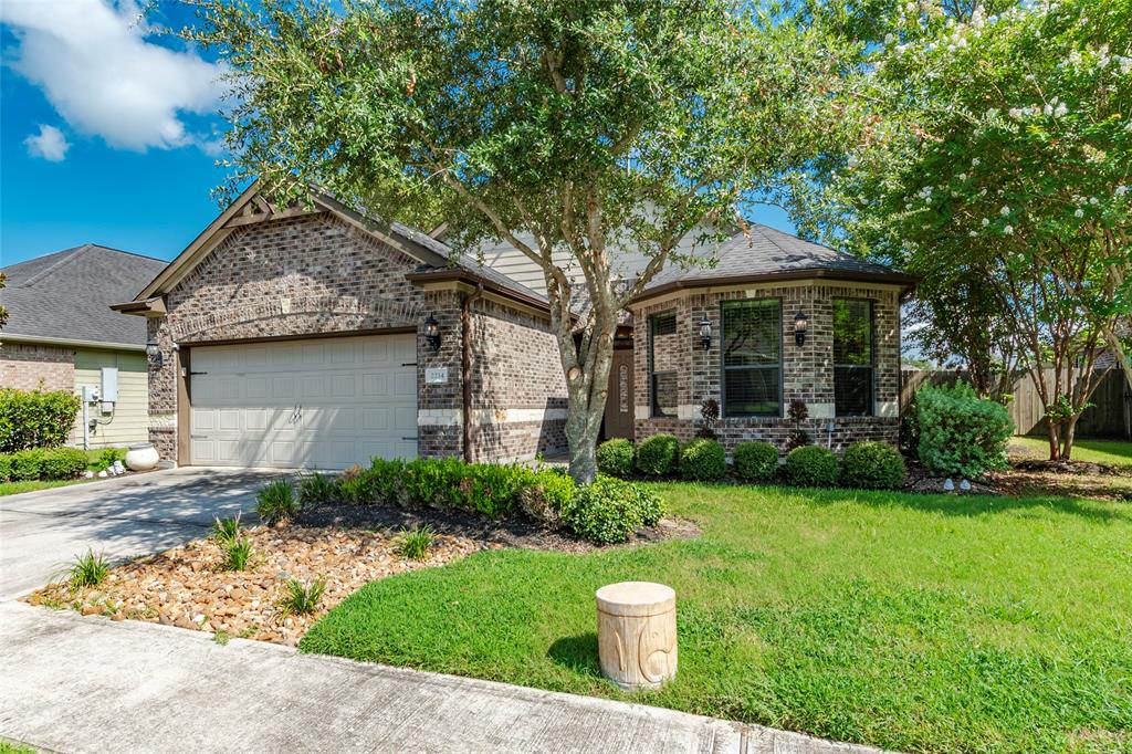 Dove Haven Ln, League City, TX 77573