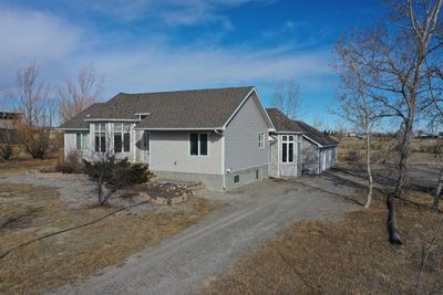 101 Avro Anson Rd, House detached with 4 bedrooms, 2 bathrooms and null parking in Fort Macleod AB | Image 2