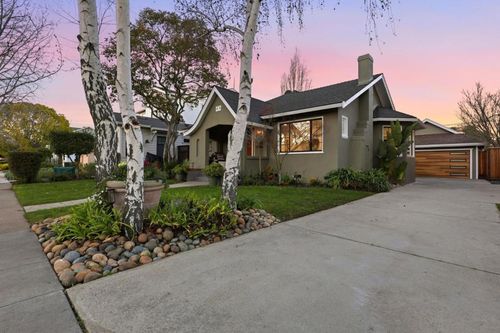 941 Walnut Street, San Carlos, CA, 94070 | Card Image