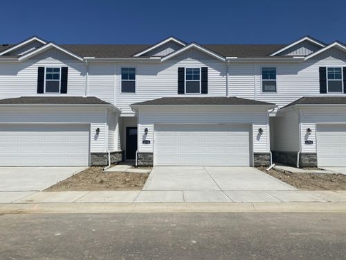 6296 Marinelli Dr S, Columbus, OH, 43228-2319 | Card Image