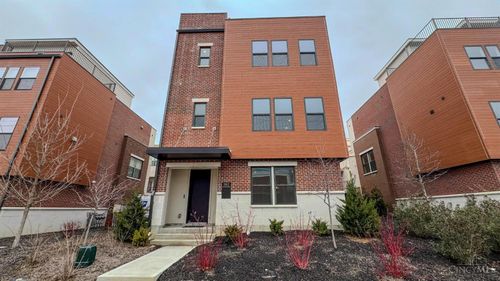 3912 Edwards Rd, Cincinnati, OH, 45209-1919 | Card Image