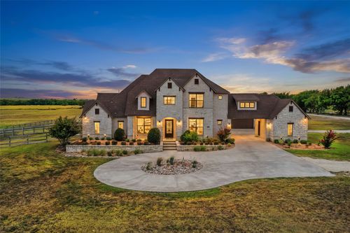 5550 Donald Rd, Krum, TX, 76249-4055 | Card Image