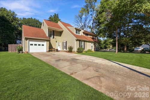 10905 Rail Tye Pl, Pineville, NC, 28134-8573 | Card Image