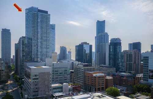 501-832 Bay St, Toronto, ON, M5S1Z6 | Card Image