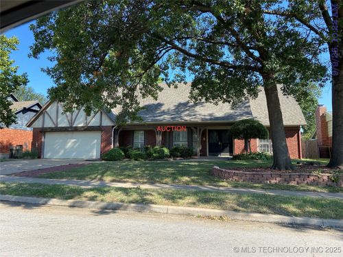 6839 E 52nd St, Tulsa, OK, 74145-7609 | Card Image