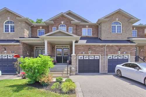 39 Scotia Rd, Sutton West, ON, L0E1R0 | Card Image