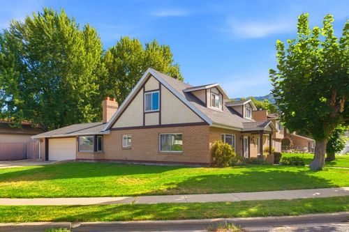 642 Applewood Dr, Centerville, UT, 84014-1376 | Card Image