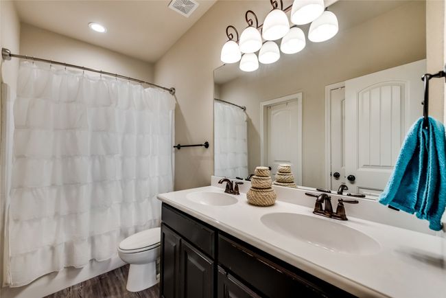 906 Chaparral Trl, Home with 3 bedrooms, 3 bathrooms and null parking in Midlothian TX | Image 20