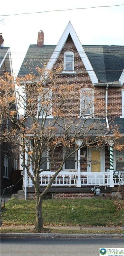 1019 Delaware Ave, Fountain Hill, PA, 18015-2508 | Card Image