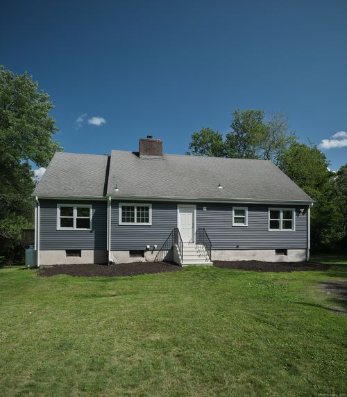 22 Lonetown Rd, Redding, CT, 06896-2003 | Card Image
