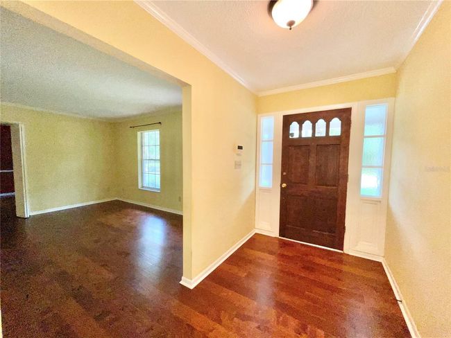 foyer | Image 12