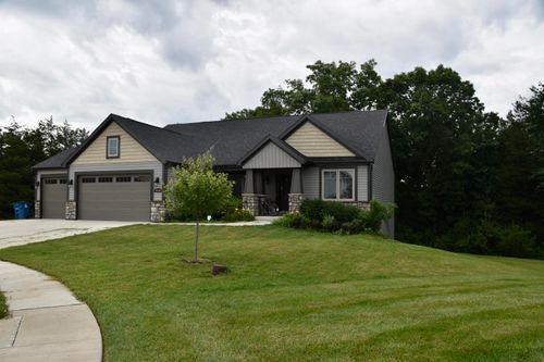 16540 Talladega Dr, ASHLAND, MO, 65010-7744 | Card Image