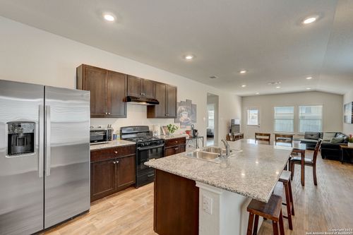 12114 Mulberry Crk, San Antonio, TX, 78245-4063 | Card Image