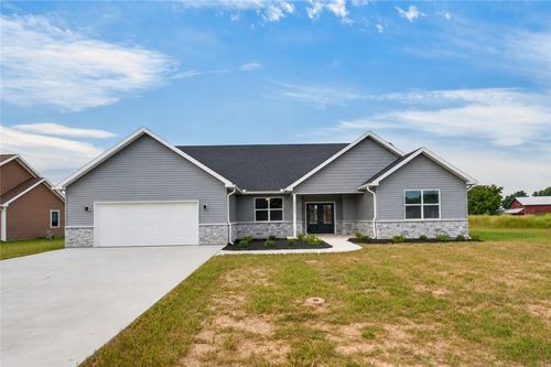 2650 Pleasant View Dr, Troy, OH, 45373-4449 | Card Image