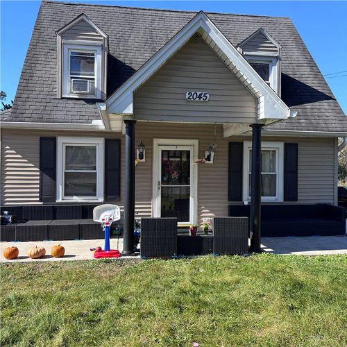 2045 Willow Park Road, Bethlehem Twp, PA, 18020 | Card Image
