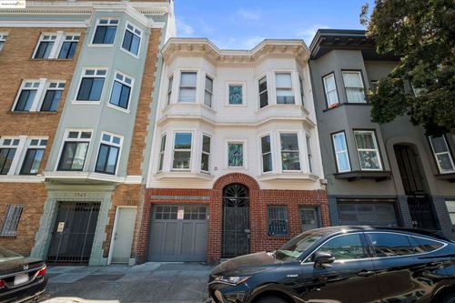 3555 17th St, San Francisco, CA, 94110-1076 | Card Image