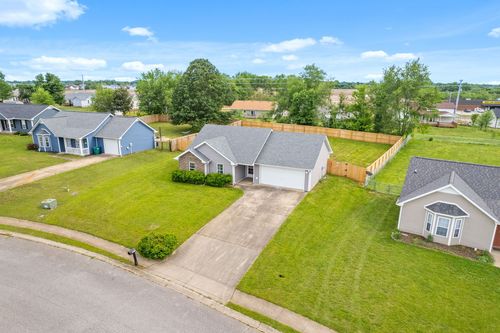 1074 Meshaw Trl, Clarksville, TN, 37040-2530 | Card Image
