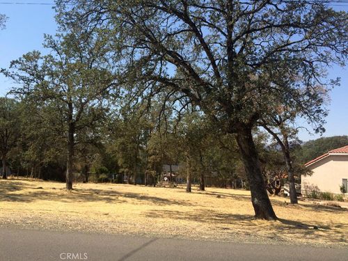 18759 Deer Hill Rd, Hidden Valley Lake, CA, 95467-8143 | Card Image