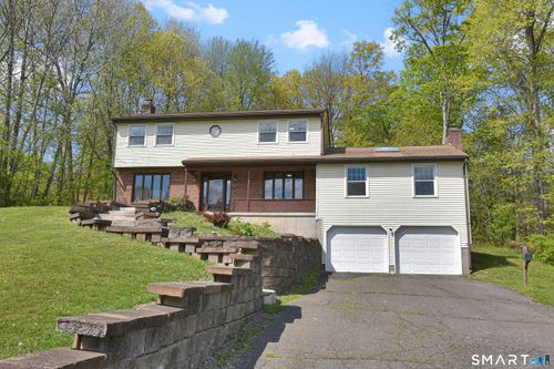 24 Valley View Dr, Windsor, CT, 06095-3421 | Card Image