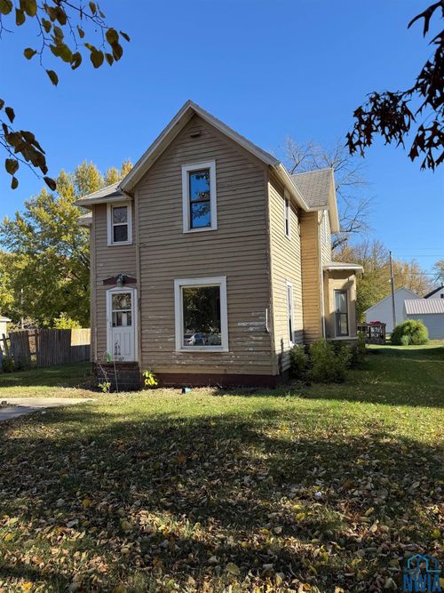 203 N Beech St, Marcus, IA, 51035-7764 | Card Image