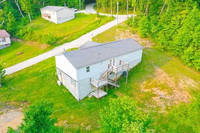 15 April Ln, House other with 5 bedrooms, 2 bathrooms and null parking in Corbin KY | Image 17