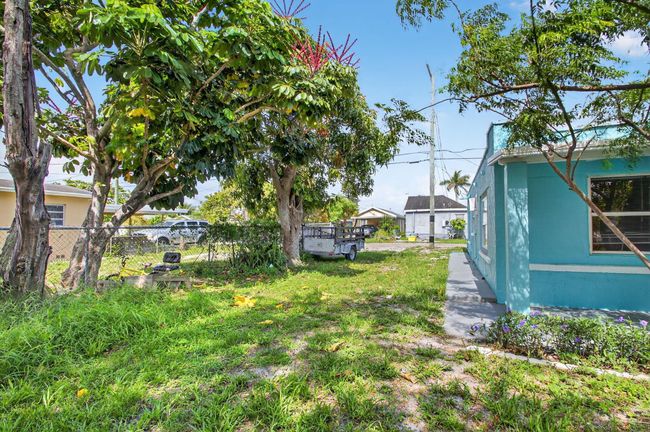 323 S E St, Home with 0 bedrooms, 0 bathrooms and null parking in Lake Worth Beach FL | Image 29