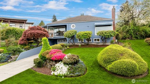 10945 Forest Ave S, Seattle, WA, 98178-3206 | Card Image