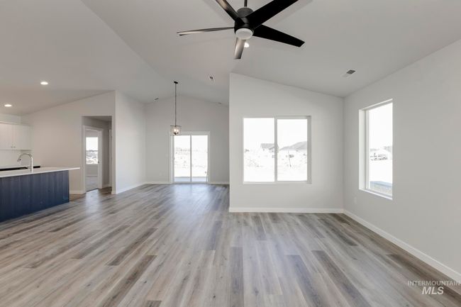 2443 W Opalite Dr, House other with 4 bedrooms, 2 bathrooms and 2 parking in Kuna ID | Image 11