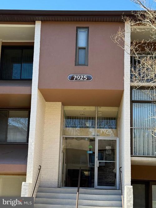 apt-204-7925 Mandan Rd, GREENBELT, MD, 20770-2837 | Card Image