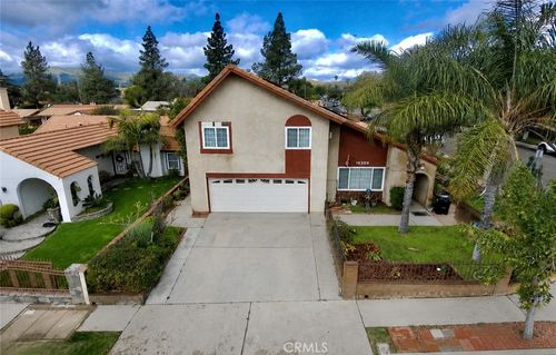 15305 La Valle St, Sylmar, CA, 91342-3758 | Card Image